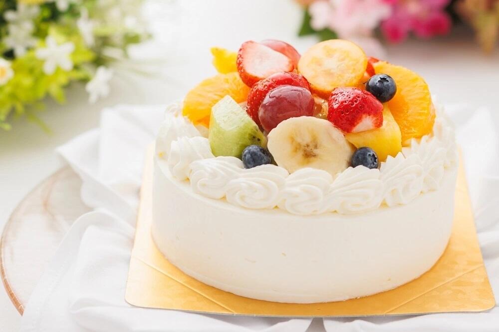 ホールケーキ.jpg